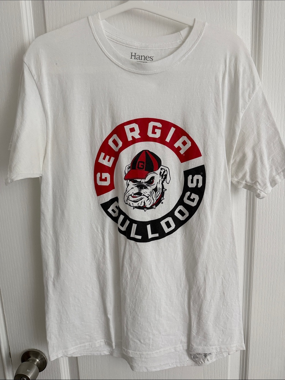 Hanes White Georgia Bulldogs Red & Black Graphic Tee